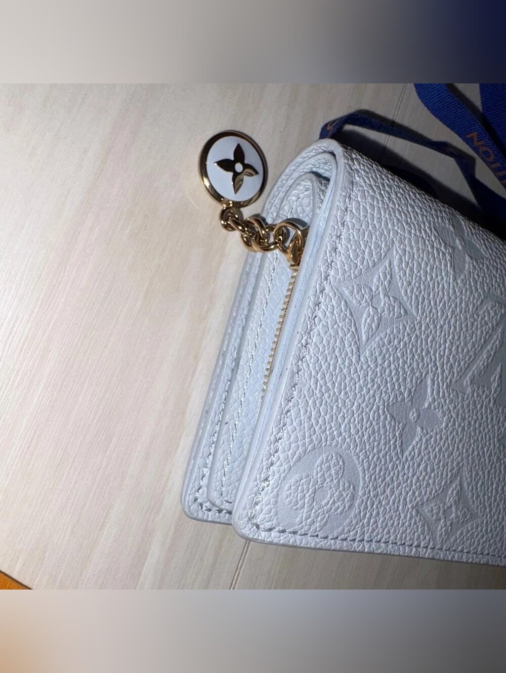 Louis Vuitton Pale Blue Leather Compact Wallet with Gold Accents - Picture 5 of 10